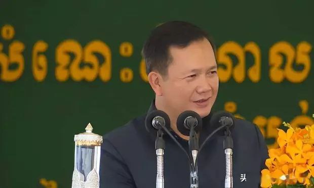 柬埔寨首相洪玛耐将继续为工人加薪