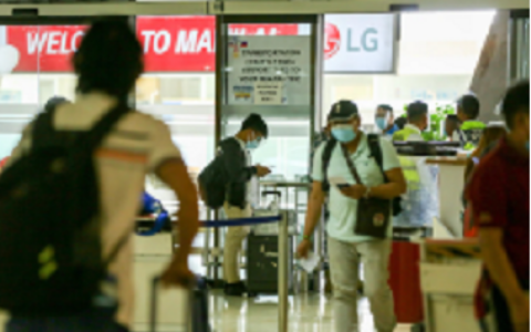 菲律宾开放边境一周20万外国游客入境