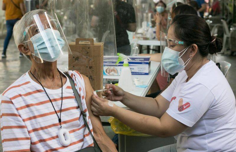 菲律宾卫生部建议公众暂时不要打第2针新冠疫苗加强针！