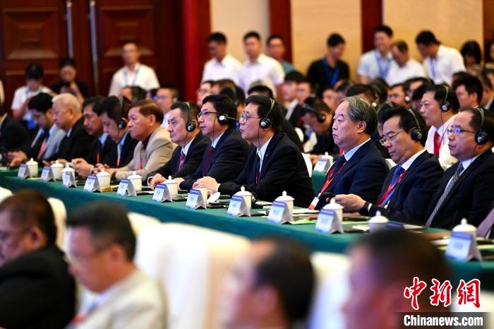 中菲经贸创新发展示范园区建设推进会在福建漳州举行