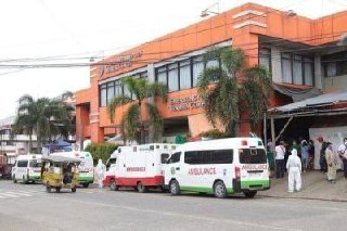 菲律宾南部医疗中心疑似近900名员工感染了新冠病毒！